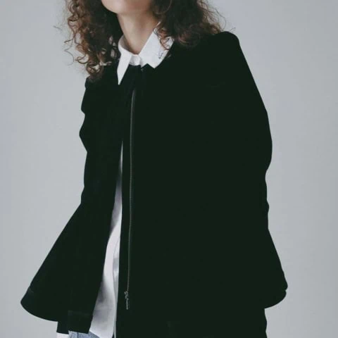 仕事でもママ行事でも「それどこの？」と聞かれる【HER.】元ギャルの心をつかむ可愛げアウター3選