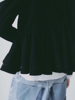 切り替え、見えますか?このギャザーが美シルエットを生み出しています。