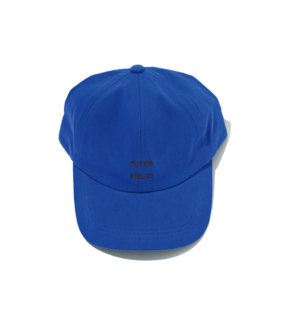 キャップ¥3,960（シテン／ユナイテッドアローズ カスタマーサービスデスク）