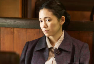 元教師・曽根文美子(演:二階堂ふみ)