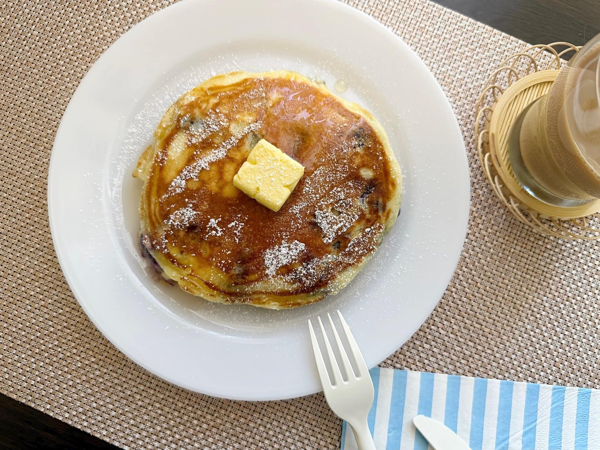 無印良品「米粉のパンケーキ」ブルーベリートッピング