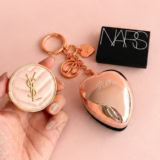 YSL BEAUTY・NARS・ReFa【ミニコスメ】コスパ抜群!荷物ミニマリスト愛用の名品