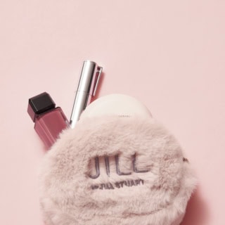 リップ、ファンデ、ペンなど、すぐ使いたいアイテムをIN!