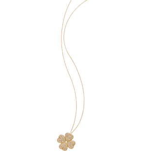 ネックレス¥1,078,000(サンメイア/ロンハーマン)