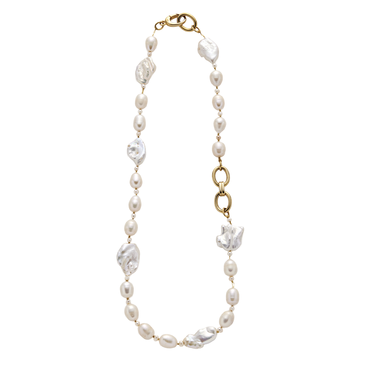 ネックレス¥82,500（ヴィール／エストネーション）