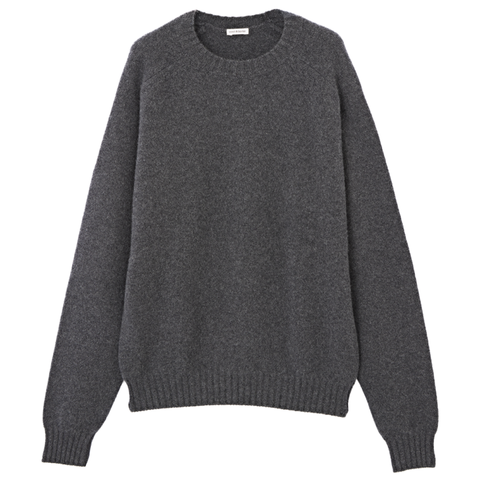ニット¥69,300（キャッシュ アンド バルバ／テクスト）