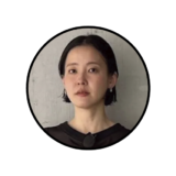 Profile_うええだ・みどり。PR業のみならずモデルとしても活躍中の上枝さん。ブランドとのコラボアイテムも絶えない人気者。お酒は一切飲めない下戸であります。