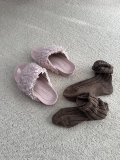 新色は「わたあめ」。もこもこコンフォートサンダル ￥7,500